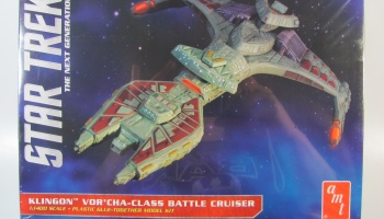 Star Trek Klingon Class Battle Cruiser - AMT