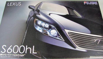 Lexus LS600 1/24 - Fujimi