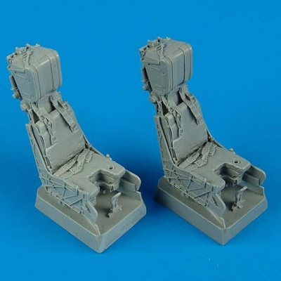 1/32 F/A-18D Hornet ejection seats with safety bel