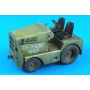 1/32 United tractor GC-340/SM340 tow tractor (basi