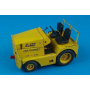 1/32 UNITED TRACTOR GC-340/SM340 tow tractor US NA