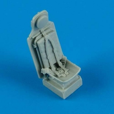 1/72 P-51D Mustang seat with safety belts