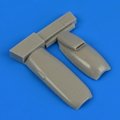 1/72 Spitfire Mk. IXc late engine covers