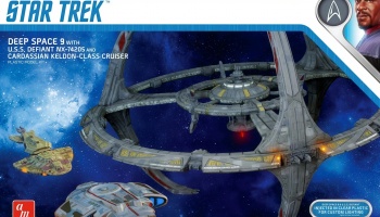 Star Trek Deep Space Nine Deep Space 9 Clear Edition with U.S.S. Defiant NX-74205 and Cardassian Keldon-Class Cruiser - AMT
