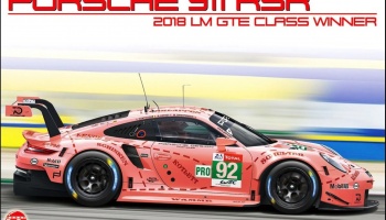 Porsche 911 RSR 2018 LM GTE Class Winner 991 RSR "Pink Pig" 1:24 - NuNu Model Kit