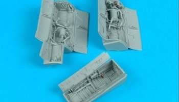 1/32 A-7 Corsair II wheel bays