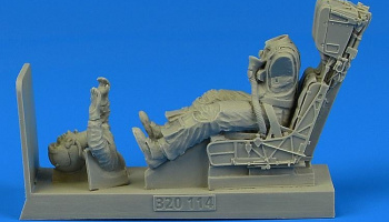 1/32 US Navy Pilot for F/A-18A/C with ejection sea