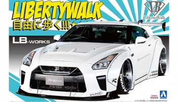 Liberty Walk R35 GT-R - Aoshima