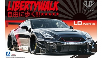 LB Works R35 GT-R Type2 1/24 - Aoshima