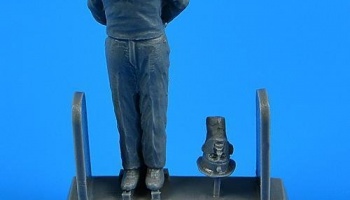 1/48 Krigsmarine WWII Ceremony - Sailor for German Submarine U-Boat Type VIIC for TRUMPETER kit