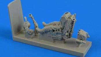 1/48 Soviet Pilot with ejection seat for Su-22/Su-