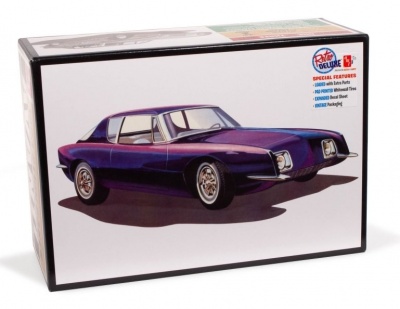 ‘63 Studebaker Avanti 1/25 - AMT