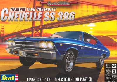 '69 Chevelle SS 396 (1:25) Plastic ModelKit MONOGRAM auto 4492 - Revell