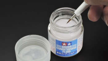 Brush Conditioning Fluid 23ml - Tamiya