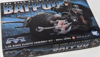 Bat-Pod The Dark Knight Rises 1/25 - Moebius Models