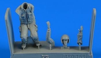 1/48 Warsaw Pact Aircraft Mechanic - part 5