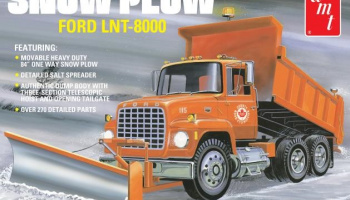 Snow Plow Ford LNT- 8000 1/25 - AMT
