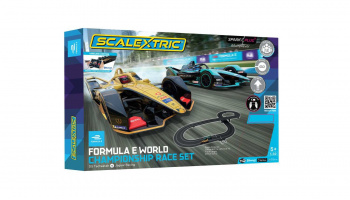 Autodráha SCALEXTRIC C1423P - Formula E Race Set (Spark Plug) (1:32)