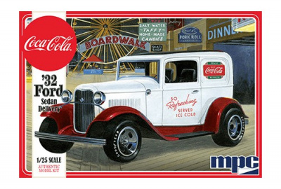 Coca Cola 1932 Ford Sedan Delivery Truck  1/25 - MPC