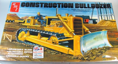Construction Bulldozer 1/25 - AMT