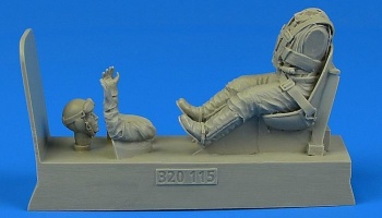 1/32 German Luftwaffe Pilot for Bf 109 with seat