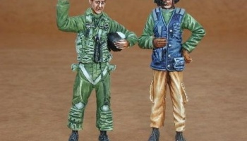 US Navy modern pilot and mechanic (2 fig.) 1/32  – Special Hobby