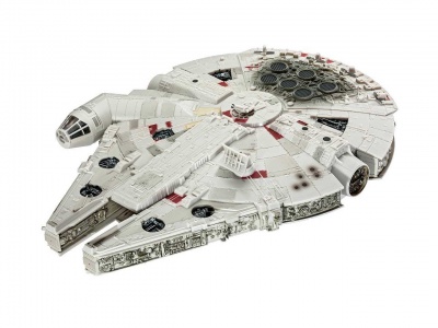 EasyKit SW 06694 - Millenium Falcon - Revell