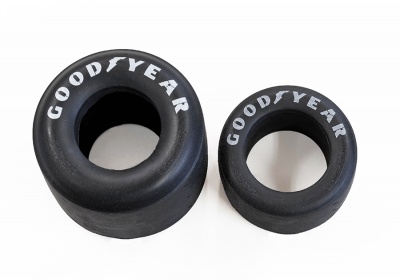 F1 Tire Set 70' 1:12 - Model Factory Hiro