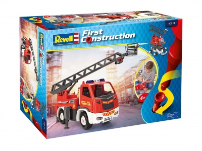 First Construction truck - Ladder Fire Truck (1:20) - Revell