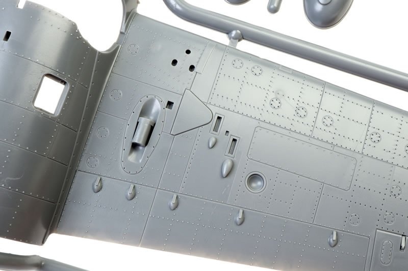 Grumman FM-1 Wildcat/Martlet Mk.V 1/48 - Tamiya | Car-model-kit.com