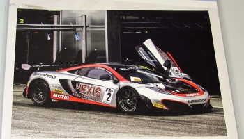 Mclaren MP4/12C GT3 HEXIS RACING - PIT WALL