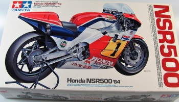 Honda NSR500 '84  1:12 - Tamiya