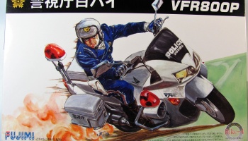 Honda VFR 800P Police - Fujimi