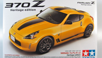Nissan 370Z Fairlady Heritage Edition - Tamiya