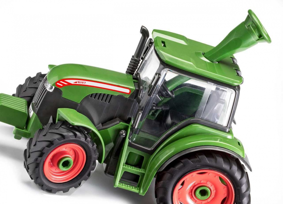 Claas сервис центр анимация. Брудер красный трактор. Включи игрушечный трактор. Трактор siku john deere 8345r. John deere 9630.