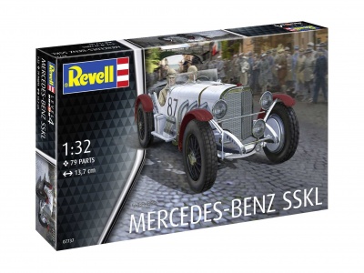 Mercedes-Benz SSKL (1:32) Plastic ModelKit auto 07737 - Revell