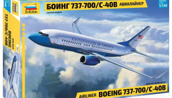 Boeing 737-700/C-40B (1:144) Model Kit 7027 - Zvezda