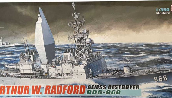 Model Kit loď 1018 - ARTHUR W RADFORD AEMSS DESTROYER (1:350)
