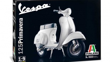 VESPA 125 PRIMAVERA (1:9) Model Kit 4633 - Italeri