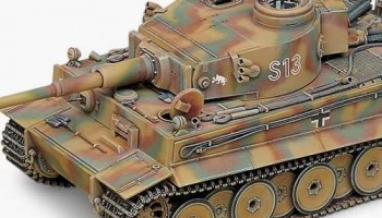 Model Kit tank 13239 - GERMAN TIGER-I (EARLY VERSION) (1:35) - Academy