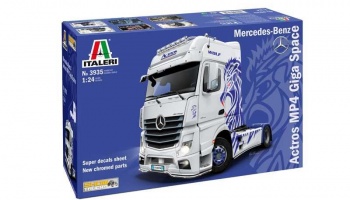 Mercedes-Benz ACTROS MP4 Giga Space (1:24) Model Kit truck 3935 - Italeri