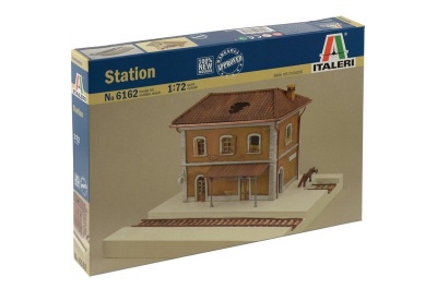 Model Kit diorama 6162 - RAIL STATION (1:72)