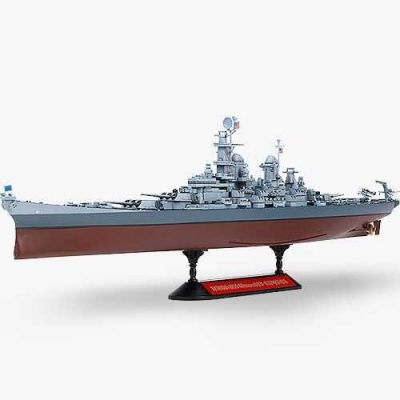 Model Kit loď 14222 - USS Missouri BB-63 MCP (1:700)