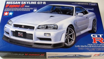 Nissan Skyline GT-R (R34) 1/24 - Tamiya