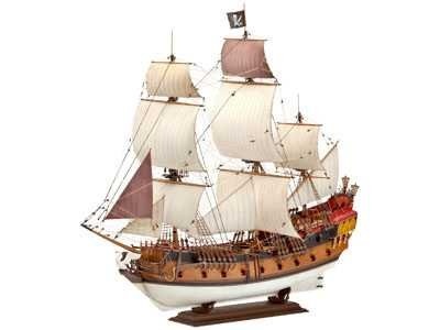 Pirate Ship 1/72 - Revell