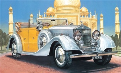 ROLLS ROYCE PHANTOM II (1:24) Model Kit 3703 - Italeri