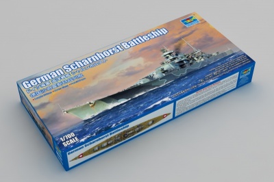 SLEVA 300,-Kč 23% DISCOUNT - German Scharnhorst Battleship 1:700 - Trumpeter