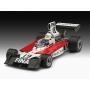 Surtees TS16/03 (1:32) Plastic Model Kit auto 07739 - Revell