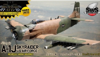 Douglas A-1J Skyraider U.S.AIR FORCE INCLUDES U.S. AIRCRAFT WEAPONS 2 1/32 - Zoukei-Mura