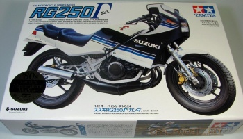 Suzuki RG250 Gamma - Tamiya